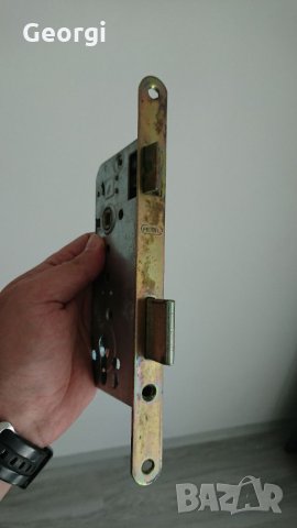 Секретни брави, снимка 3 - Врати за баня - 32838253