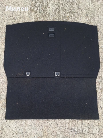 Декоративна Кора Във Багажника Над Гумата от Mercedes C-Class W205 от 2014-2021 Година , снимка 6 - Части - 50468614