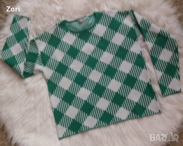 МЕКИЧКА и плътна блуза в зелено-бяло каре 
