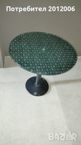 Маса със стъклен плот, снимка 1