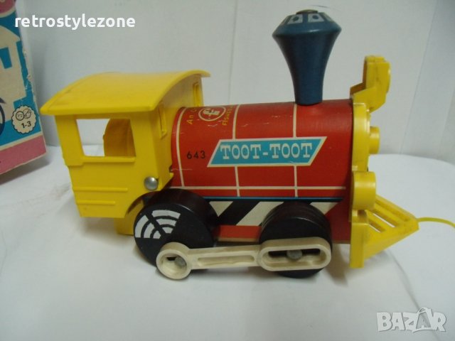 № 6689 стара играчка - влакче / локомотив  - Fisher - Price  Toys - Великобритания 1977 г   , снимка 4 - Други ценни предмети - 39000907