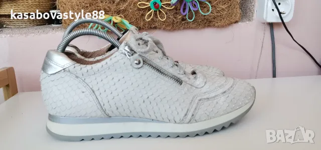 Обувки Lina locchi 40 н.естествена кожа , снимка 3 - Дамски ежедневни обувки - 49439786