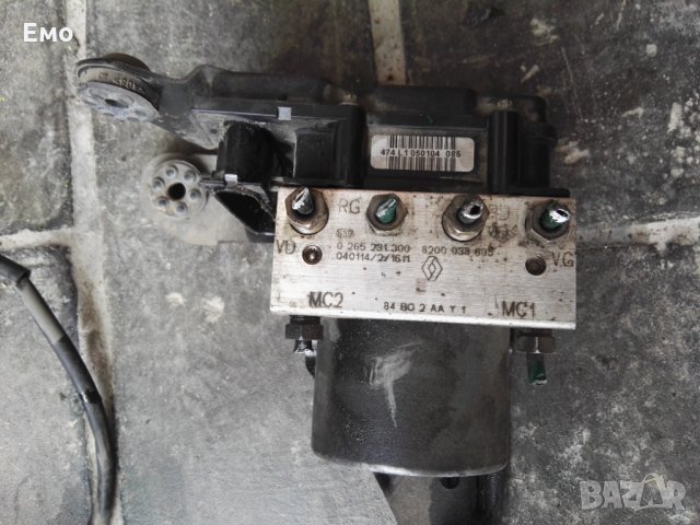 Продавам рено сценик 2 1.5дци на части, снимка 4 - Части - 32563736