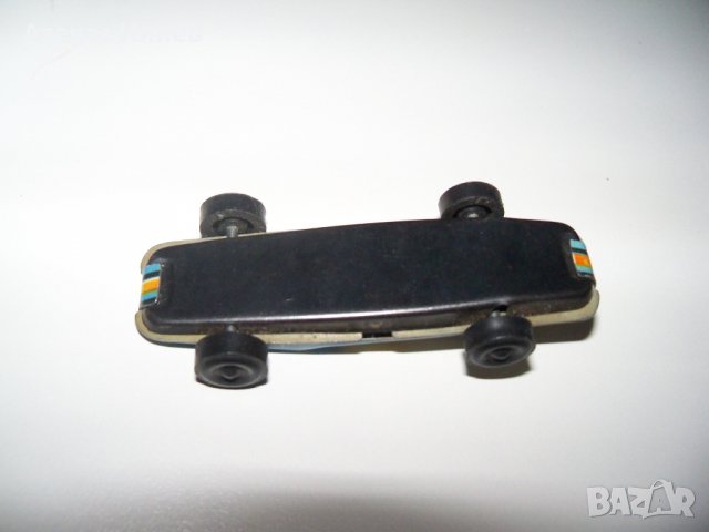 Стара малка ламаринена количка, снимка 4 - Коли, камиони, мотори, писти - 36868428