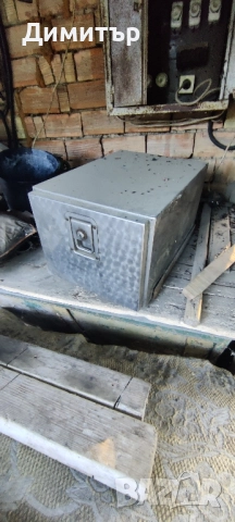 Хромникелов сандък за бус