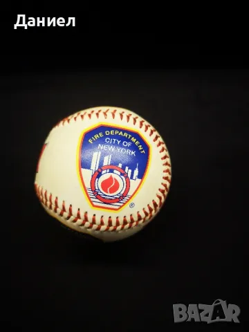 Бейзболна топка от New York , снимка 2 - Антикварни и старинни предмети - 49293850