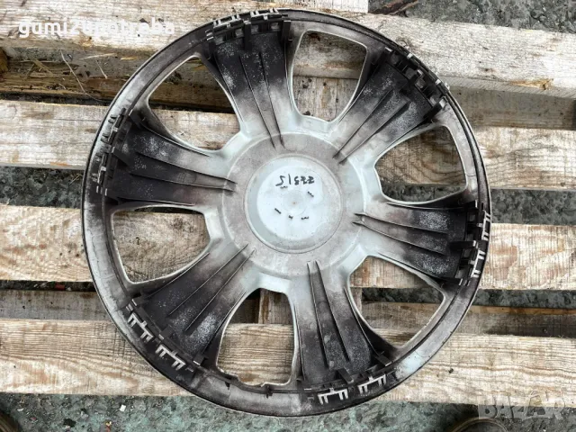 15 цола Тас за Toyota Yaris 42602-0d100 Оригинал, снимка 2 - Аксесоари и консумативи - 49745186