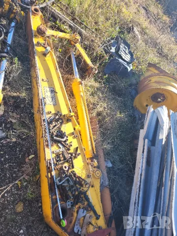 стрели за багери и кофа и хидравлични цилиндри