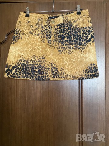 Маркова къса пола, снимка 2 - Поли - 34939919