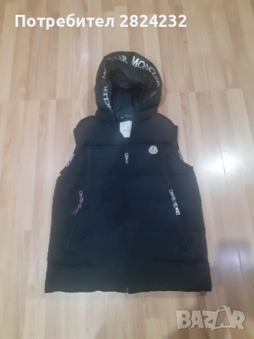 Елек на MONCLER , снимка 8 - Елеци - 52249394
