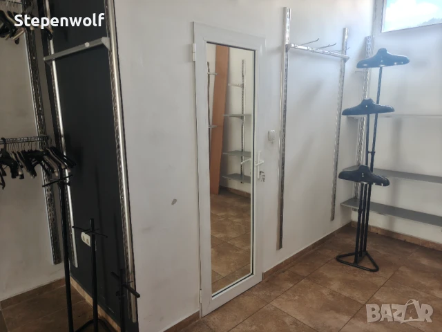 Продавам магазин 56кв.м., Център, 2010г., Климатик, Санитарен възел, снимка 8 - Магазини - 51181497