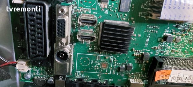 MAIN BOARD 17MB82S for 32 inc DISPLAY for Crown 32100 дисплей VES315WNDB-2D-N13, снимка 2 - Части и Платки - 40686449