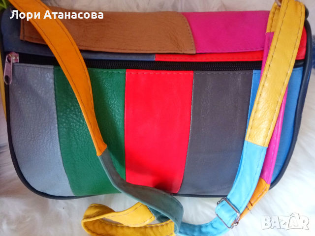 Многоцветна дамска чанта през рамо, от мека естествена кожа на парчета – светлосиньо, жълто, тъмнока, снимка 7 - Чанти - 36475692