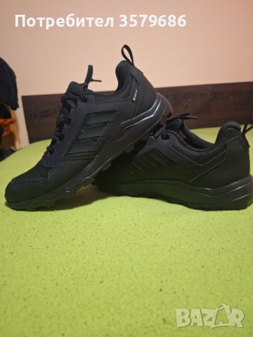 Продавам нови маратонки Adidas gore tex номер 45 1/3, снимка 1