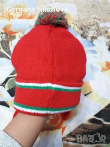 Зимна шапка на Мини Маус, снимка 4 - Бебешки шапки - 27394841
