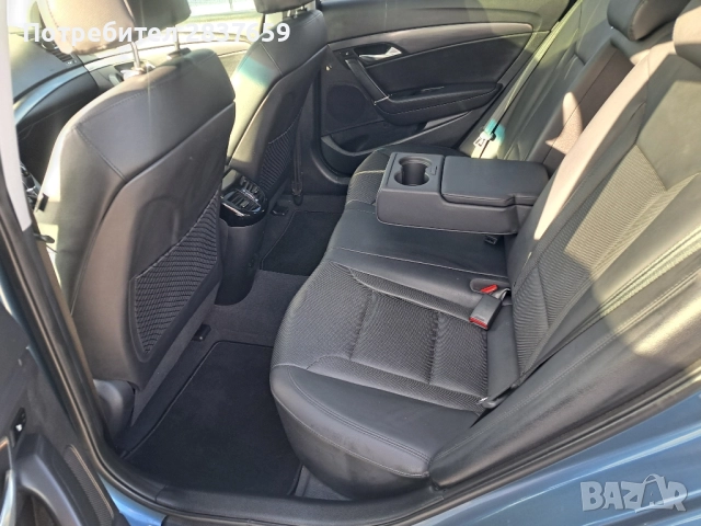 Хюндай i40 - 1.7 CRDI AUTOMATIC , снимка 9 - Автомобили и джипове - 52248759