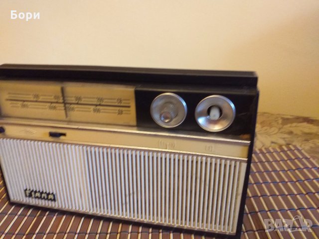 Радио ГИАЛА СССР 1968г, снимка 3 - Радиокасетофони, транзистори - 27908525