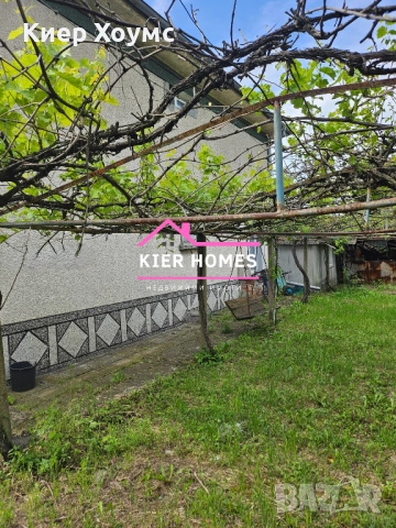 Двуетажна къща в гр.Гълабово обл.Стара Загора, снимка 2 - Къщи - 52563794