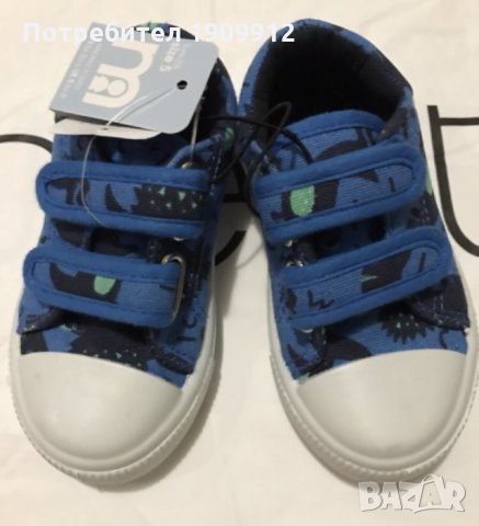 Нови кецове на Mothercare, размер 5uk /21eu/ , снимка 2 - Бебешки обувки - 26571429