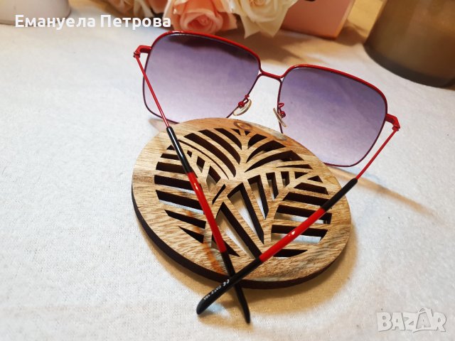 Дамски слънчеви очила / черно с червено / метални /+ Подарък Кутия/Опаковка, снимка 5 - Слънчеви и диоптрични очила - 37599528