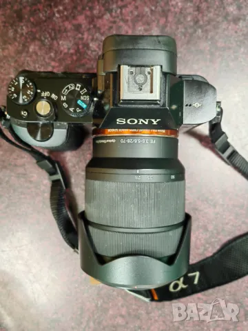 Фотоапарат Sony и обектив, снимка 2 - Фотоапарати - 48310327