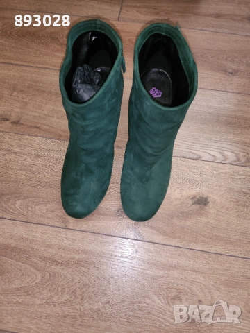 Дамски боти естествен набук Fornarina 39 номер, снимка 4 - Дамски боти - 53578934