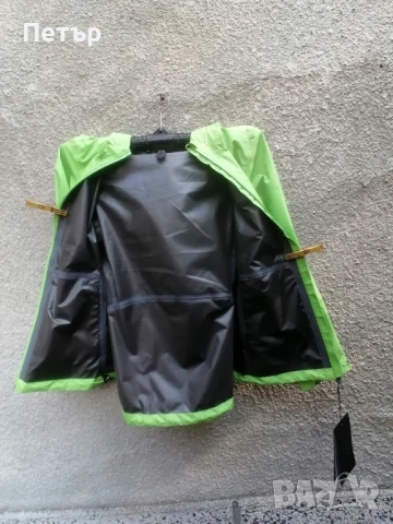 Продавам чисто ново зелено дамско яке с висока водоустойчивост - мембрана Arc'teryx , снимка 9 - Якета - 51170622