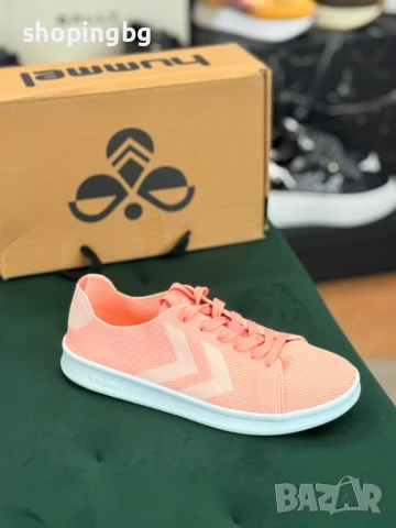Ежедневни дамски маратонли Hummel  39.99 лв., снимка 3 - Кецове - 51377356