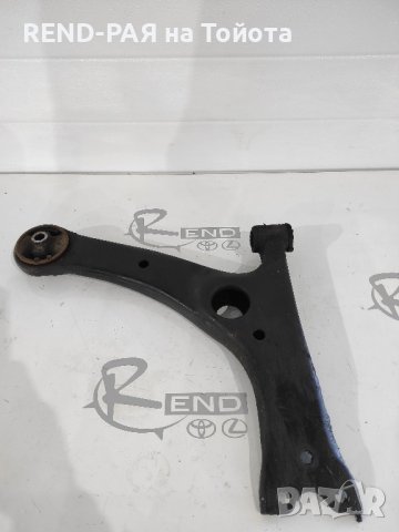 Десен носач Corolla Verso 2001-2003 1CD 