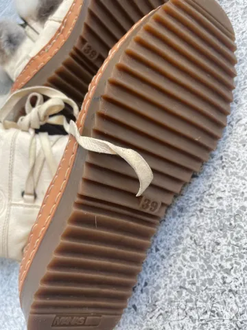 Бяли боти, снимка 3 - Дамски боти - 47911811