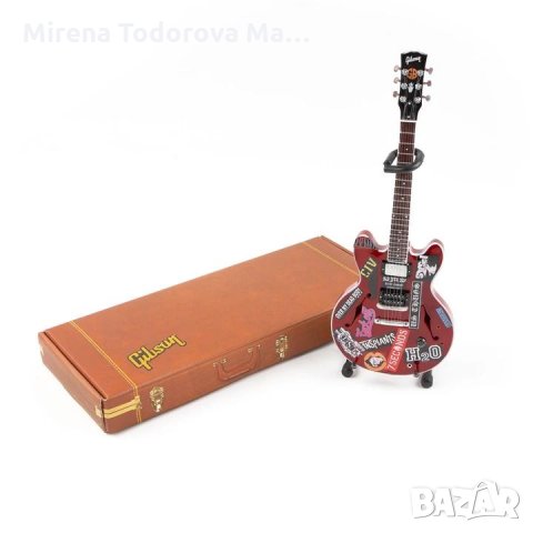 Gibson ES-335 Faded Cherry 1:4 Scale Mini Guitar Model Tom DeLonge Box Car Racer, снимка 3 - Китари - 34904864