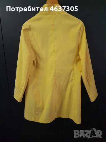 жълто манто с цип от травира, снимка 2 - Палта, манта - 52941546