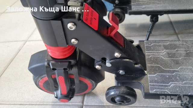 Електрически скутер тротинетка голяма малка гума Bluetooth ток зарядно, снимка 4 - Велосипеди - 53054683