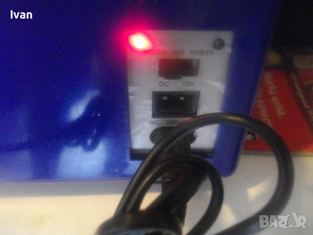 Немски мини хладилник функции изстудяване/затопляне работи на 12V и на 220V Почти нов отличен, снимка 17 - Хладилници - 51310616