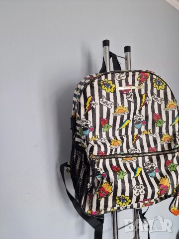 Страхотна дамска раница BETSY JOHNSON , голям размер, снимка 15 - Раници - 52349041
