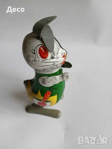 Румънска механична ламаринена играчка заек., снимка 4 - Колекции - 51171428