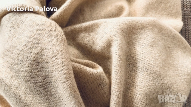 Голям кашмирен шал  BARTOLINI ITALY- топъл пясъчен беж 220/85см, снимка 8 - Шалове - 52669523