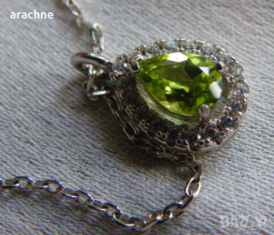 Сребърно колие с оливин и топази