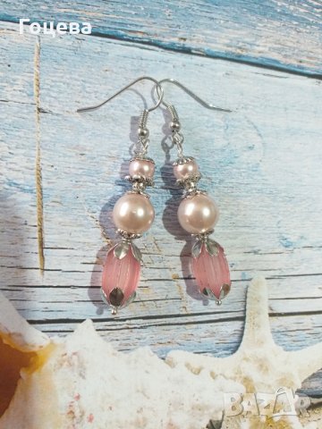 Нежни обици във Викториански стил с кристални розови перли и елементи в цвят сребро, снимка 2 - Обеци - 33588480