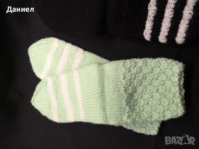 Ръчно плетени чорапи, снимка 6 - Антикварни и старинни предмети - 38086942