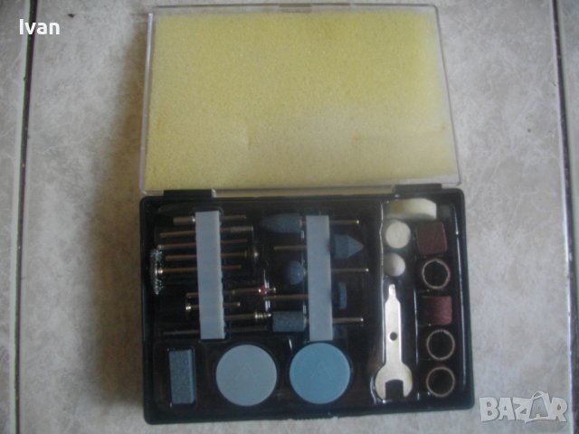 Нов Резервен Комплект 30 бр. Масивни Аксесоари За Шлифовалка / Мини Дрелка-Бормашина-Немски-Оригинал, снимка 2 - Бормашини - 36816525