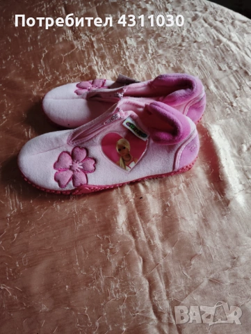 Нови детски пантофи 33 номер, снимка 4 - Детски маратонки - 53402930