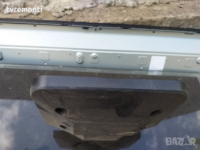 TV стойка THOMSON модел  39HZ4233, снимка 3 - Стойки, 3D очила, аксесоари - 26412403