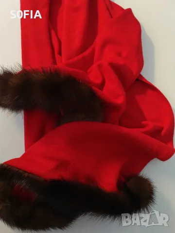 Elda Varney норка с алено червена мерино вълна, снимка 2 - Шалове - 48944051