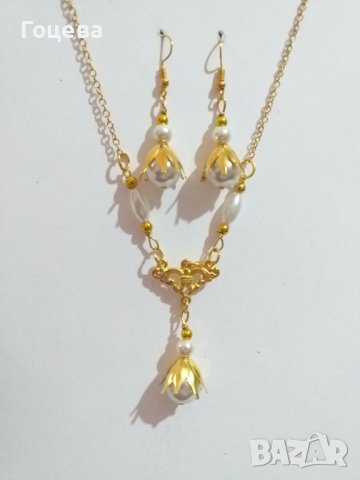 Разкошен комплект бижута обици и колие с кристални перли и красиви орнаменти в цвят злато , снимка 4 - Бижутерийни комплекти - 39040593