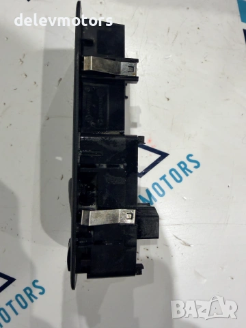 68029178 копче за ел. стъкло, предно дясно от Jeep Cherokee (KK) 2.8 CRDI, engine ENS, automatic, снимка 2 - Части - 53602895