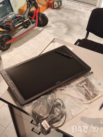 Графичен дисплей таблет HUION Kamvas Pro 22