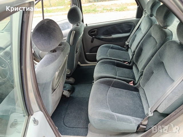 Renault megane scenic 1.6 Газ-бензин, снимка 11 - Автомобили и джипове - 52776964
