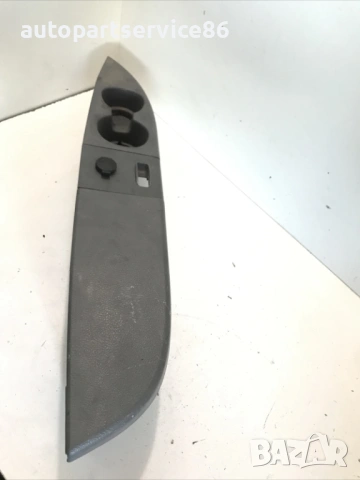 Задна лява вътрешна облицовка за KIA Sedona 2.9 CRDi (2002-2006) 0K53A68753