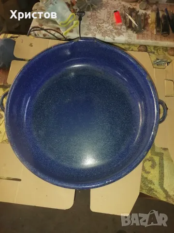 Продавам тави